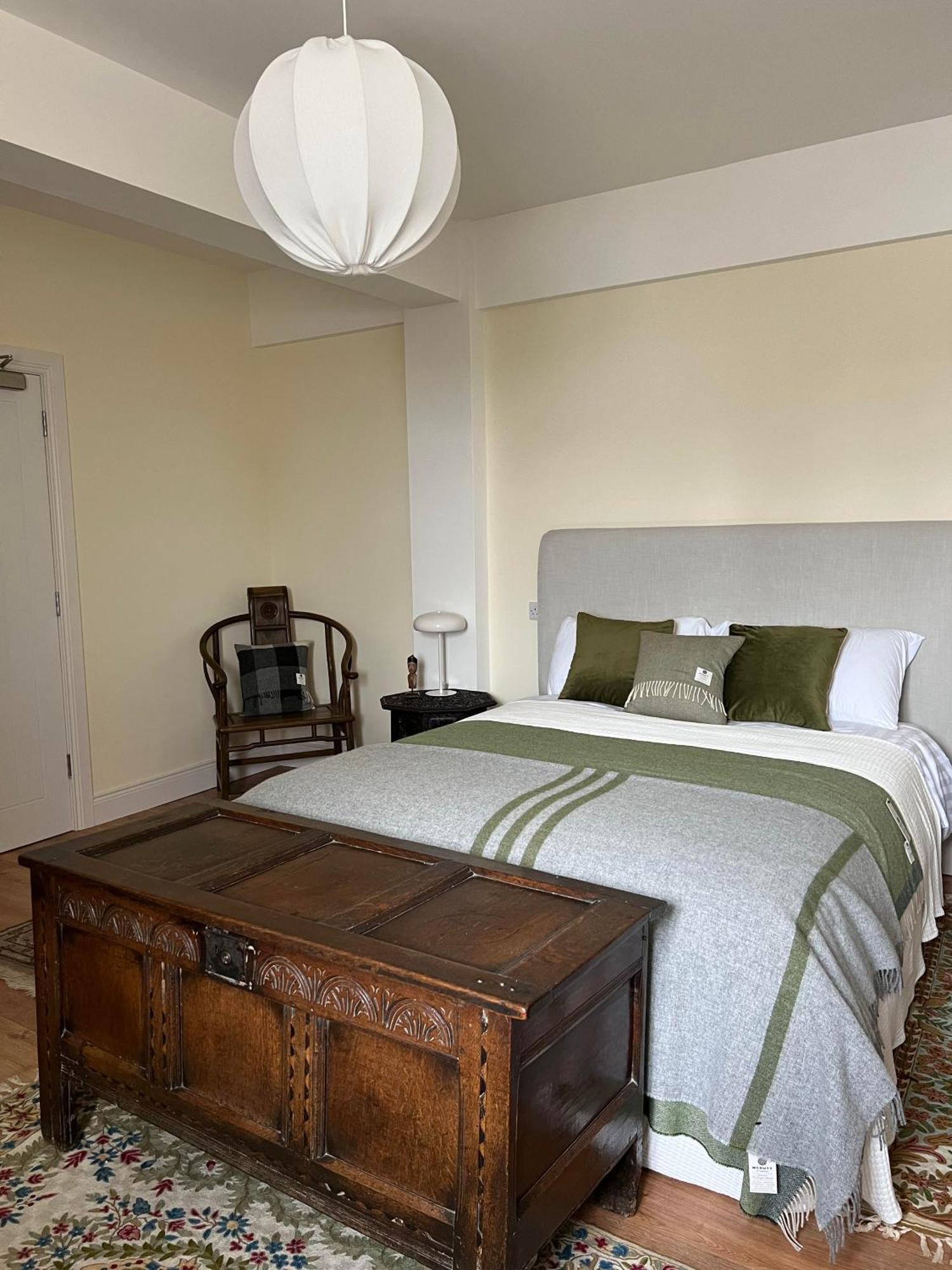 Riverfront Apartments At The Blue Goat Ramelton Exterior foto